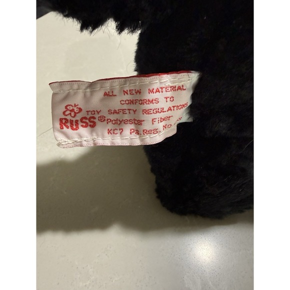 Russ Berrie Scottish Terrier Shadow Plush Black Stuffed Ribbon Heart in Mouth - Picture 6 of 6